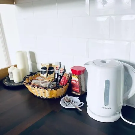 Spacious Flat In A Victorian House - Free Parking Apartment Bradford (West Yorkshire)